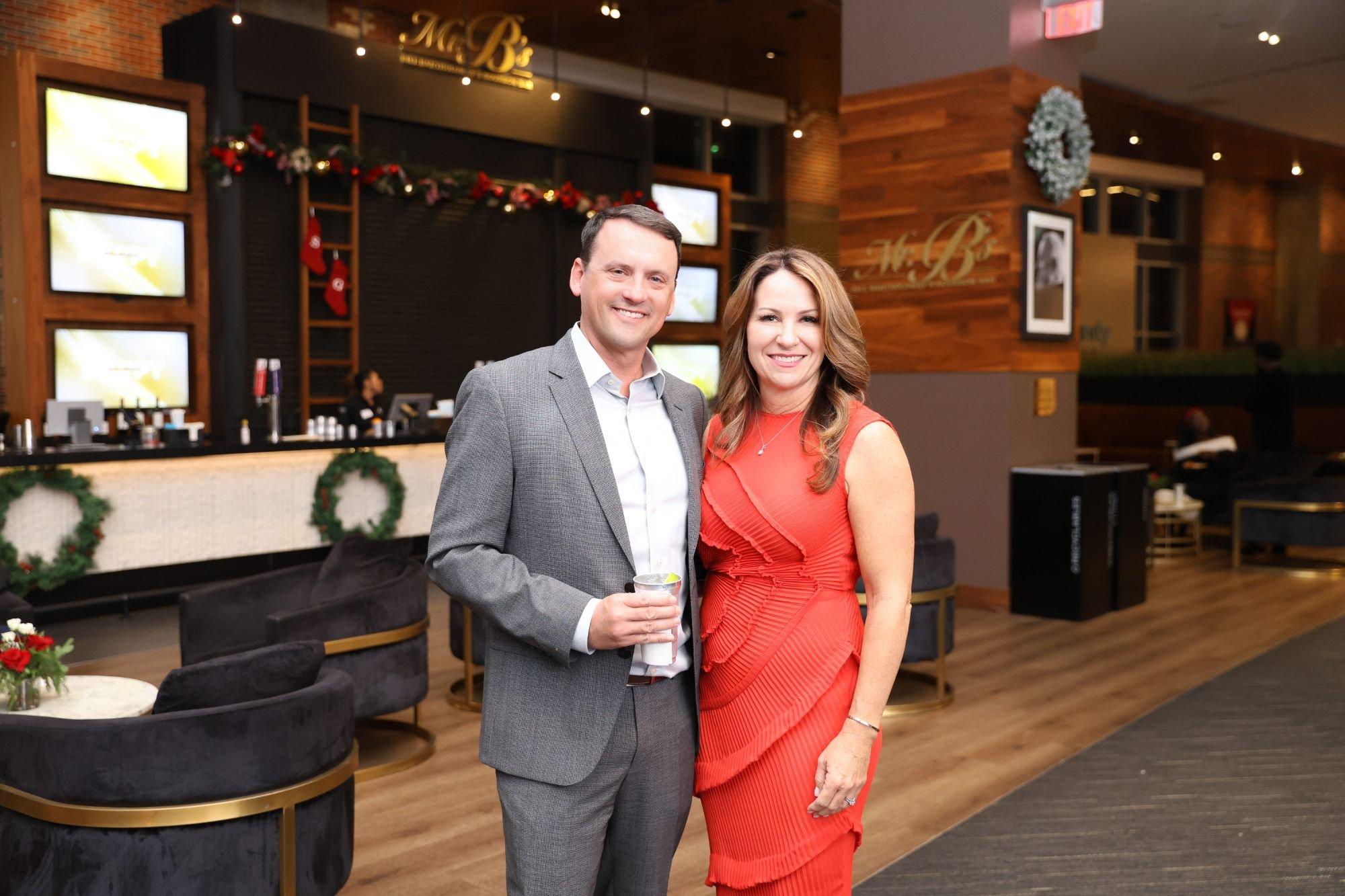 carousel-hero-element image-1