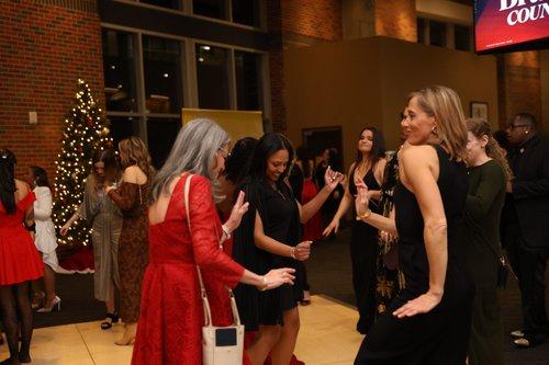 mobile - carousel-hero-element image-17