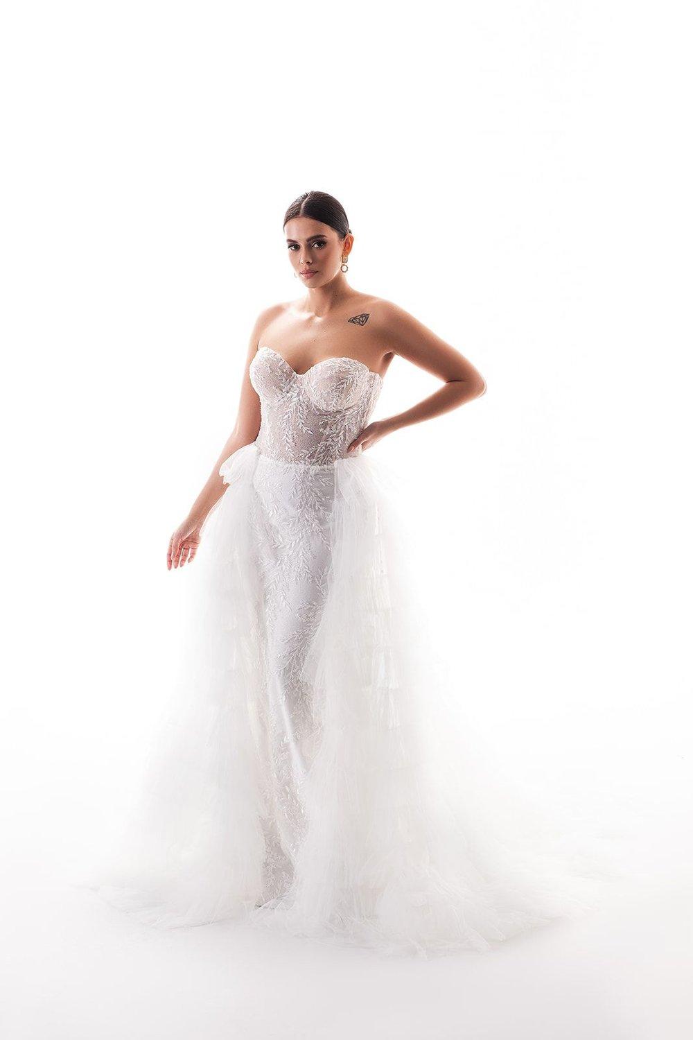 carousel-hero-element image-1