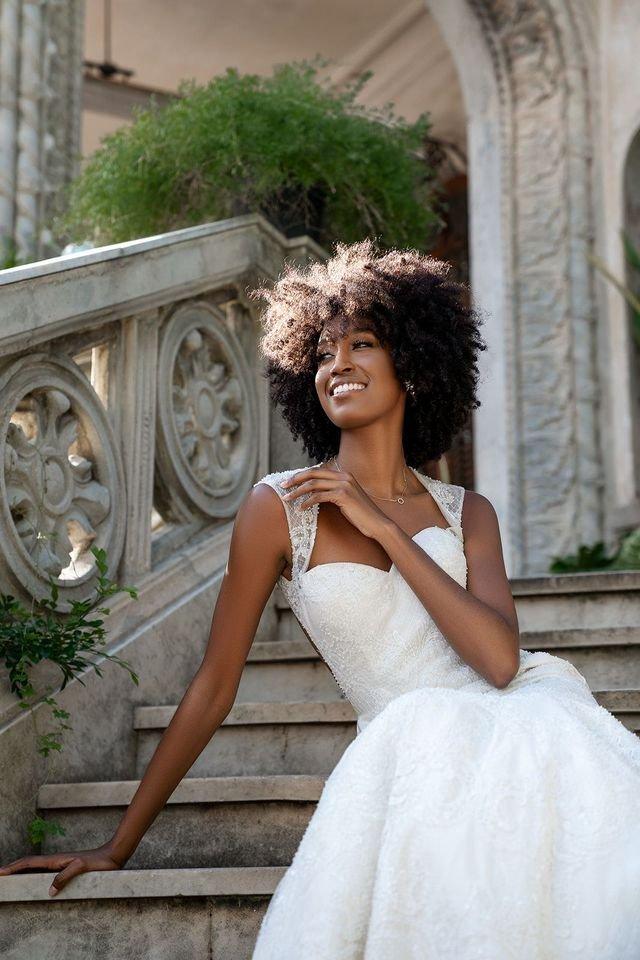 carousel-hero-element image-14