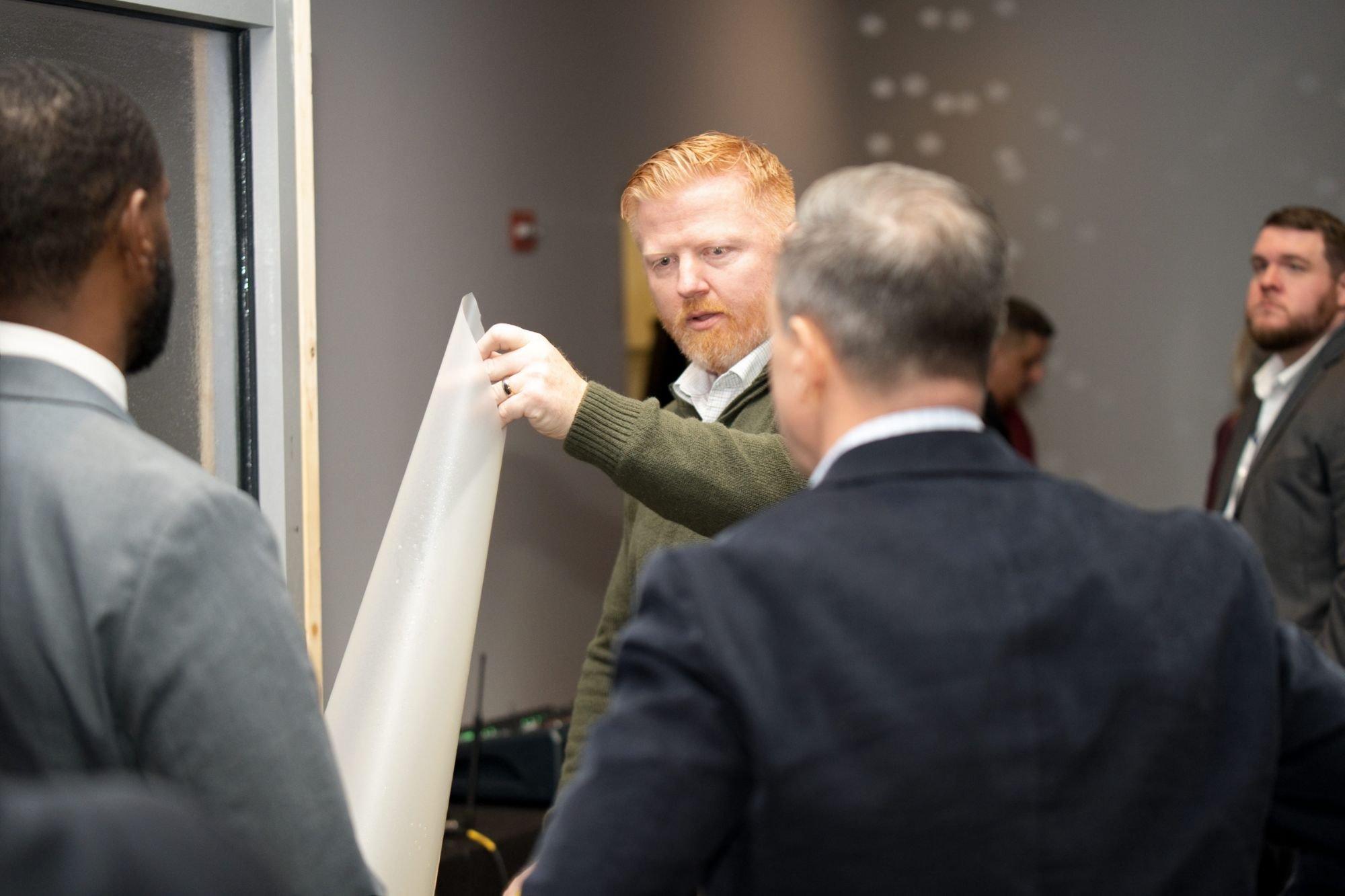 carousel-hero-element image-7